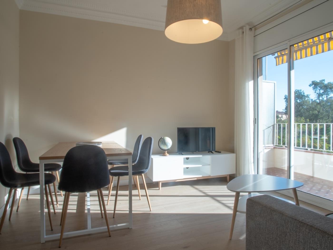 Fully Renovated 3-Bedroom Apartment near La Sagrera - My Space Barcelona Apartments